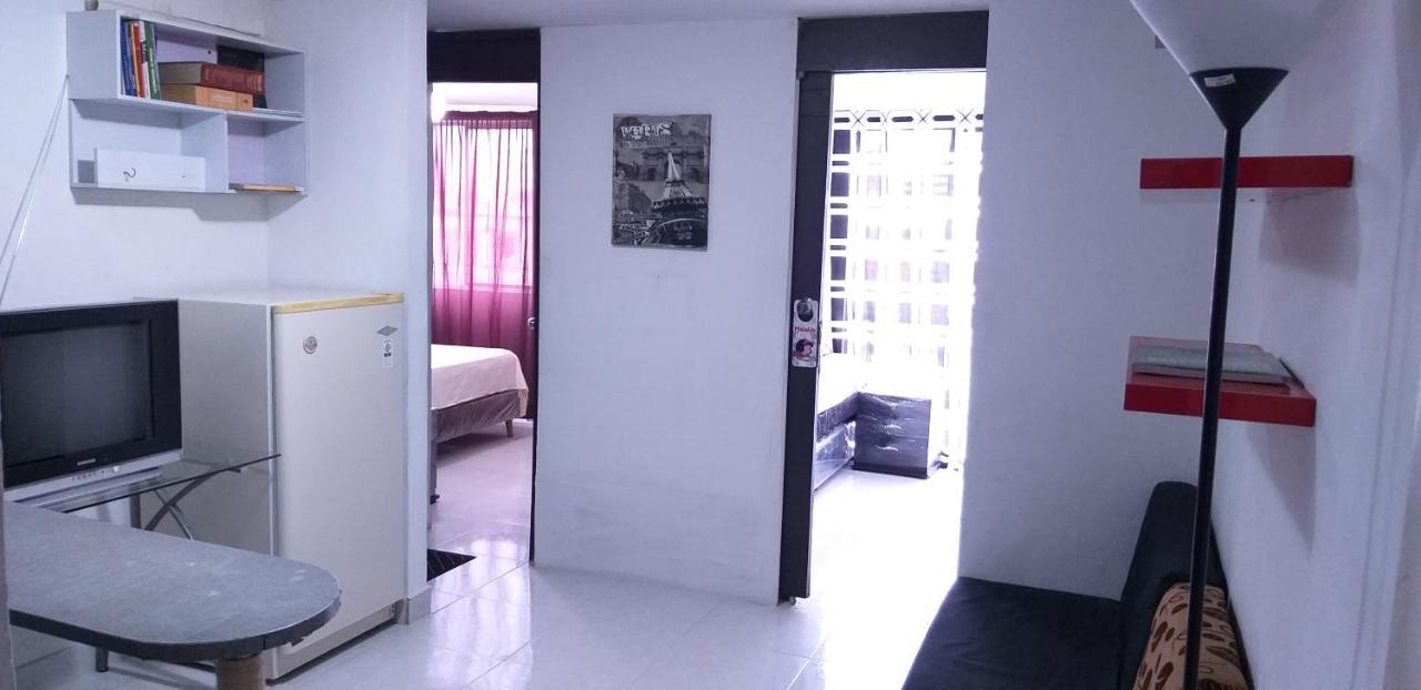 Centro! San Lorenzo - Downtown - Apto Con 2 Hab & Parqueadero Apartment